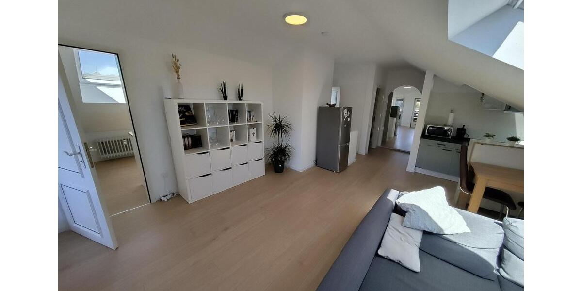 Dachgeschoßwohnung Contwig - 2.5 Zimmer, 52 m&sup2;, 600&euro; | Angebot:26415486