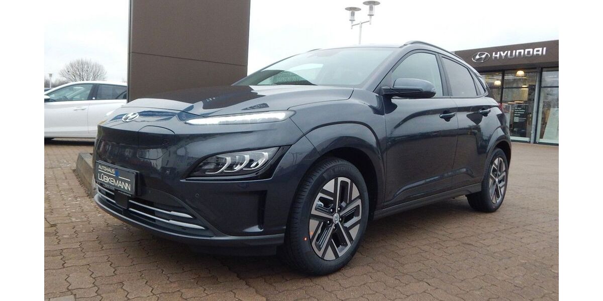 Hyundai KONA 17.999 km 33.790 € Petershagen / Lahde 32469