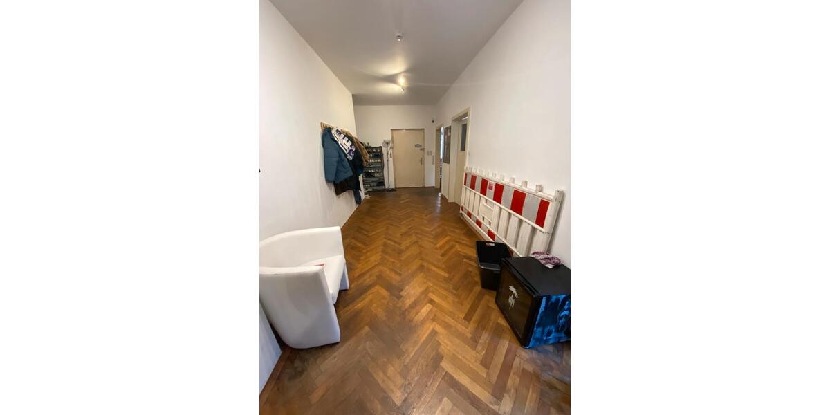 5-Zimmerwohnung in Würzburg Stadtmitte ab 1.4.26 zu vermieten 5 zimmer