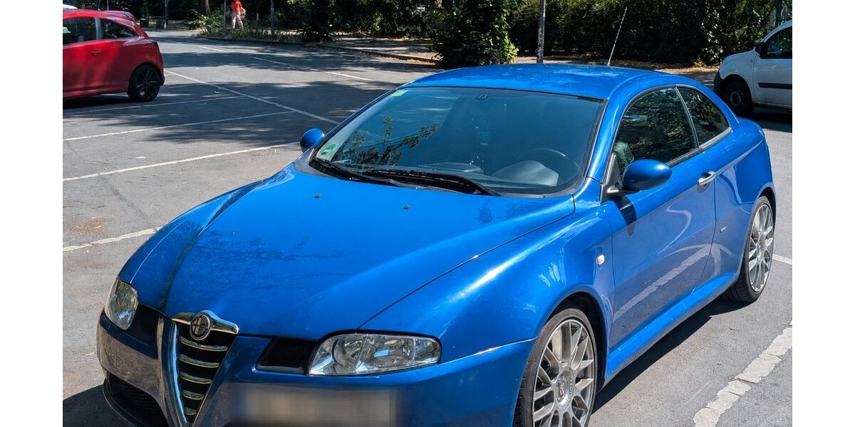 Alfa Romeo GT 162.000 km 4.900 &euro; Berlin 12047