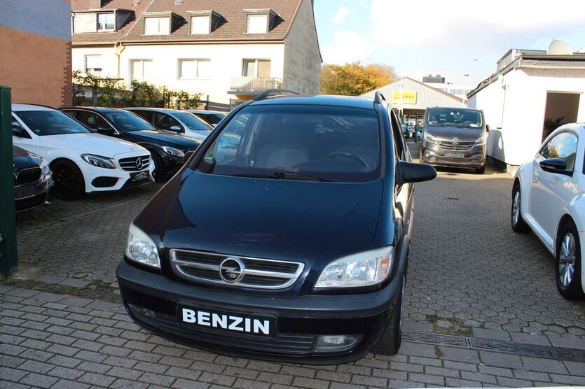 Opel Zafira 219.000 km 2.650 € Duisburg 47139