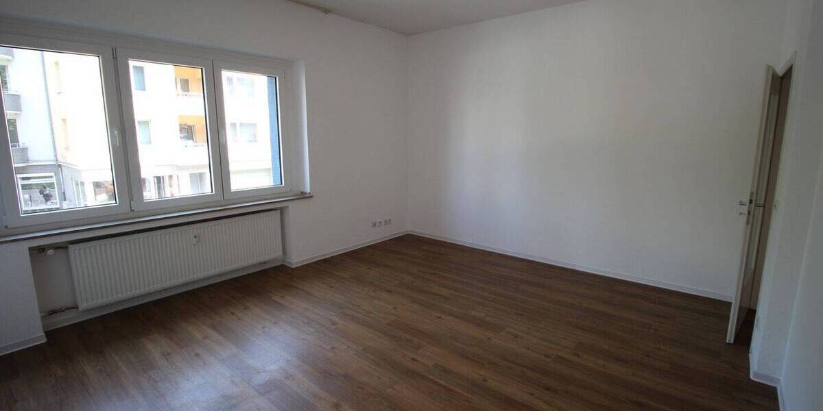 Etagenwohnung Düsseldorf Oberbilk - 2 Zimmer, 62 m&sup2;, 868&euro; | Angebot:26583181
