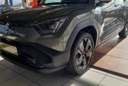 Suzuki e Vitara 1.008 km 39.540 &euro; Burg 39288