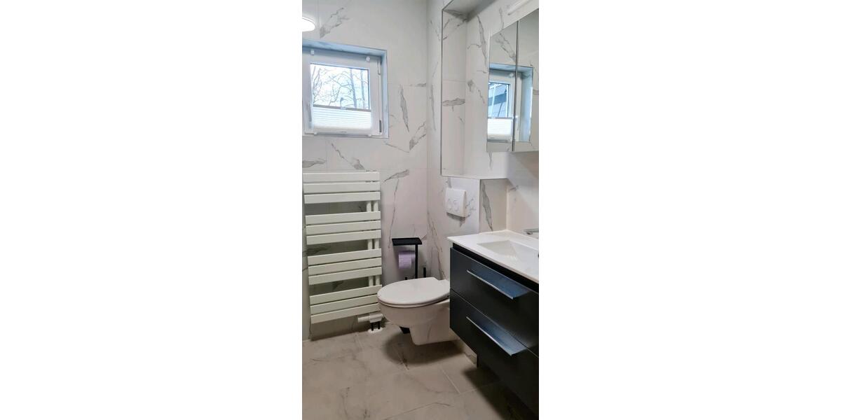 Möblierte frisch renovierte 2 Zimmer Souterrainwohnung 2 zimmer