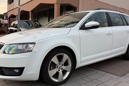 Skoda Octavia 113.385 km 11.999 &euro; Bad Wildbad 75323