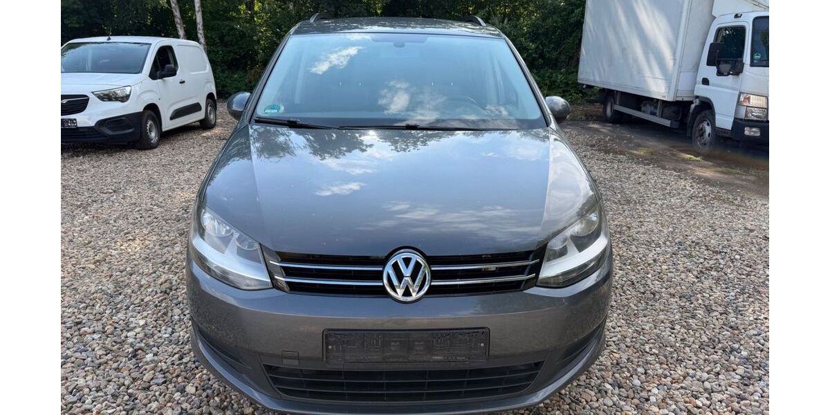 VW Sharan 208.000 km 5.000 &euro; Celle 29223