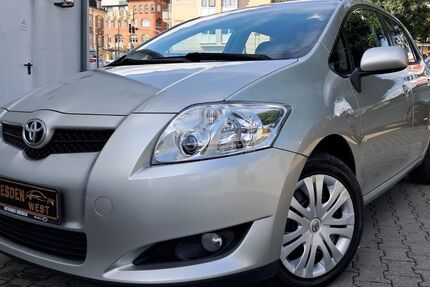 Toyota Auris 141.700 km 4.299 € Dresden 01159
