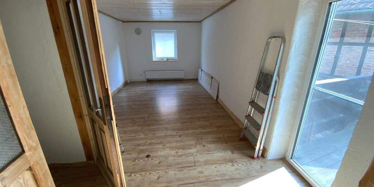 Bauernhaus, Landhaus Allendorf Aschau - 6 Zimmer, 244 m&sup2;, 250.000&euro; | Angebot:25670805