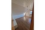 Dachgeschoßwohnung Straubenhardt - 4 Zimmer, 93 m&sup2;, 850&euro; | Angebot:25354030