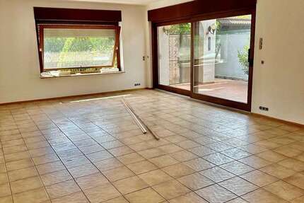 Wohnung Ettlingen Bruchhausen Bruchhausen - 5 Zimmer, 150 m&sup2;, 1.620&euro; | Angebot:27080842