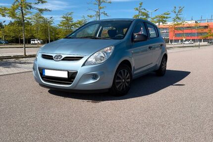 Hyundai i20 164.400 km 2.490 &euro; Regensburg 93047
