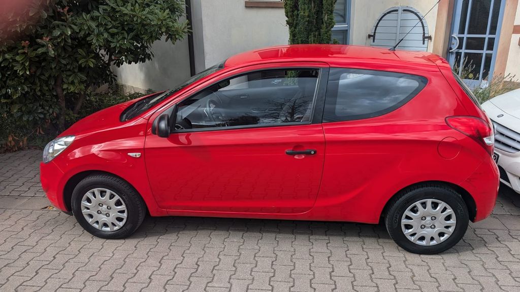 Hyundai i20 134.000 km 2.499 &euro; Worms 67551