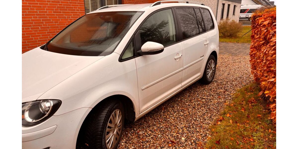 VW Touran 203.000 km 3.950 &euro; Wendtorf 24235