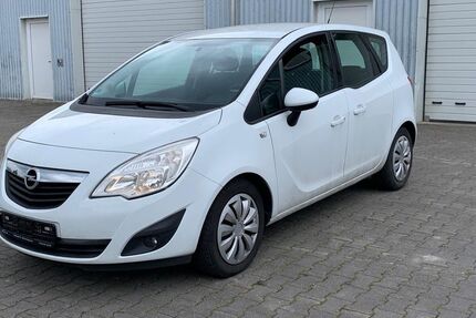 Opel Meriva 208.513 km 1.690 &euro; München 81243