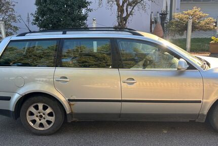 VW Passat Variant 406.900 km 600 &euro; Salching 94330