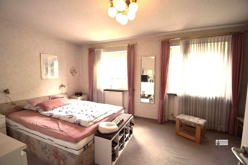 Solides Reihenmittelhaus Ideal für Familie mit 4 Personen auch für Home Office +EBK +Garage +Garten - Reihenhaus Bremen Neustadt | Angebot:26560638