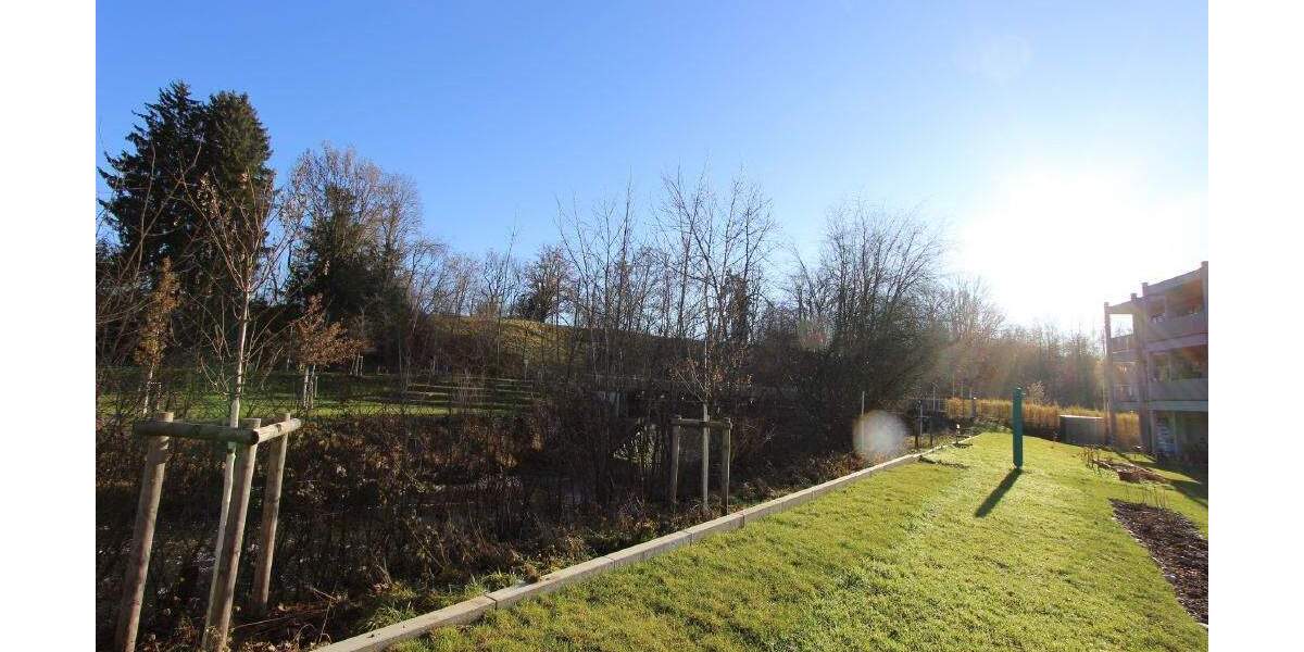 Sofort beziehbare Wohnung mit schöner Aussicht ins Grüne 2 zimmer