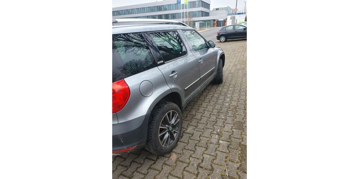 Skoda Yeti 100.450 km 10.400 &euro; Bochum 44892