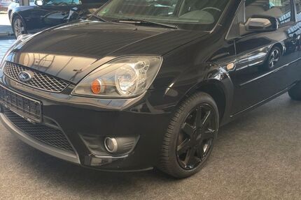 Ford Fiesta 101.000 km 3.390 &euro; Minden 32425