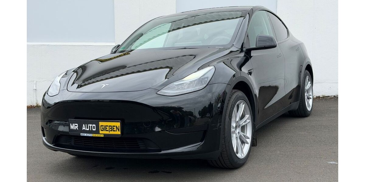 Tesla Model Y 65.041 km 33.990 &euro; Gießen 35398