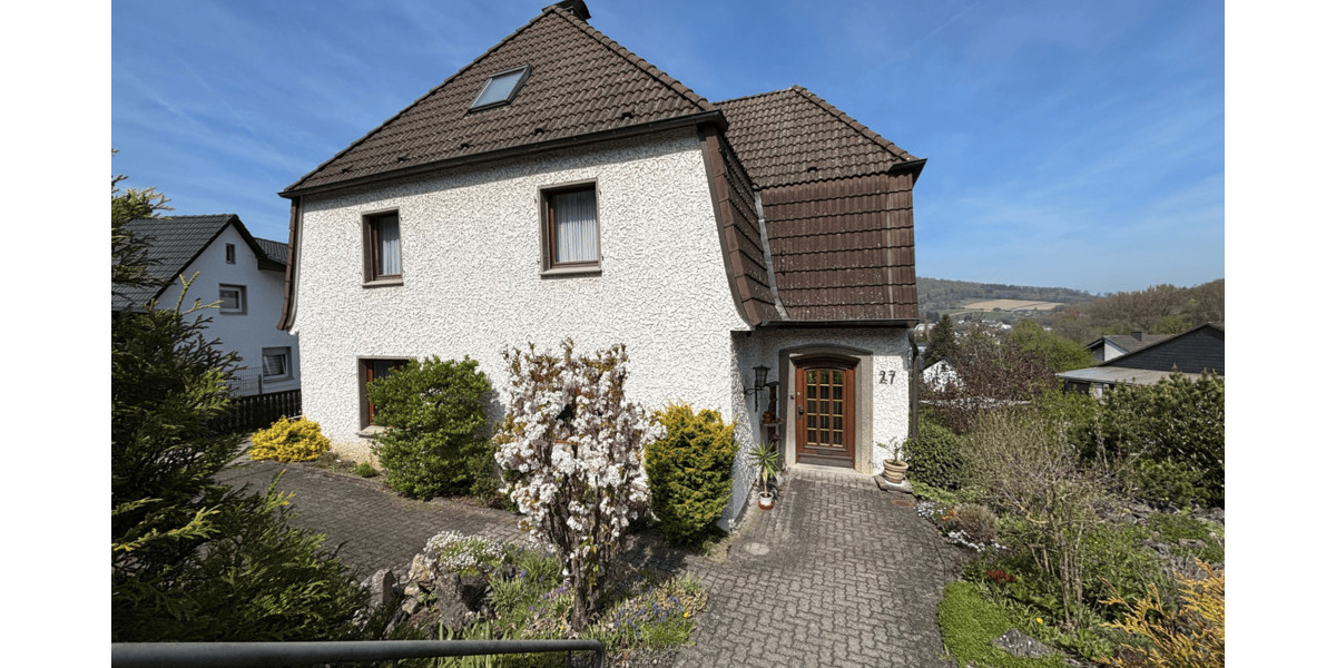 Einfamilienhaus Balve - 8 Zimmer, 160 m&sup2;, 269.000&euro; | Angebot:26759064