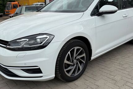 VW Golf 62.300 km 12.900 € Lichtentanne 08115