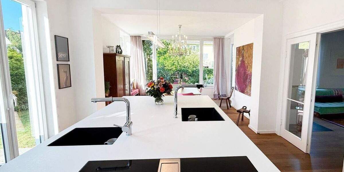 Einfamilienhaus Stuttgart Sillenbuch - 6 Zimmer, 201 m&sup2;, 5.200&euro; | Angebot:25704695