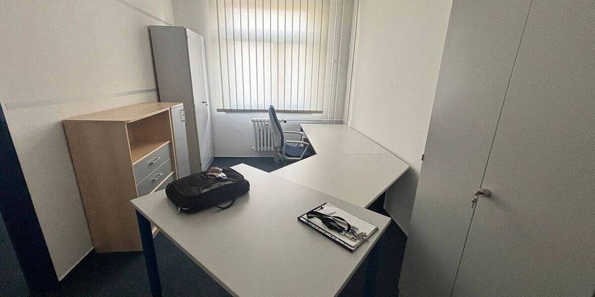 Gewerbeobjekt Zwickau Pölbitz - 210&euro; | Angebot:26431882