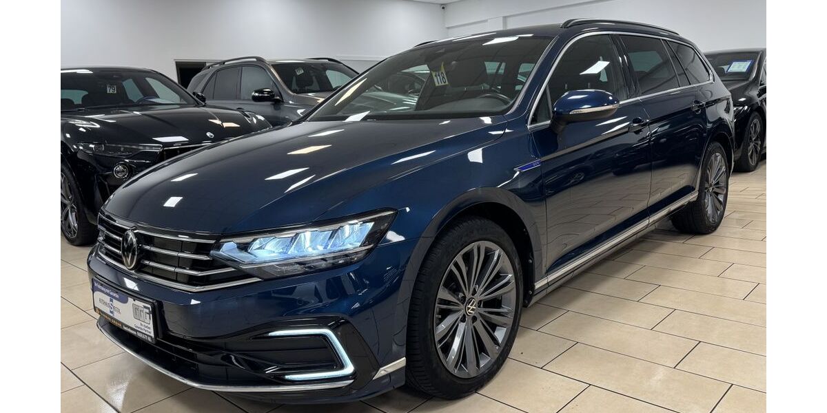 VW Passat 61.519 km 23.500 € Bonn 53227