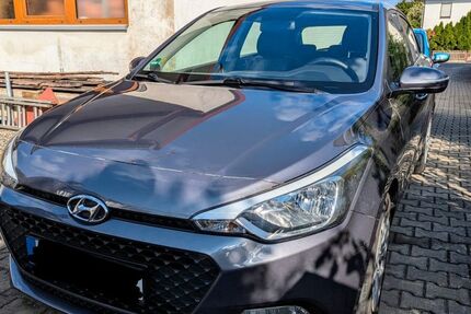 Hyundai i20 105.000 km 7.900 &euro; Veitsbronn 90587