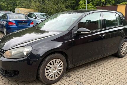 VW Golf 318.200 km 2.650 &euro; Clausthal-Zellerfeld 38678