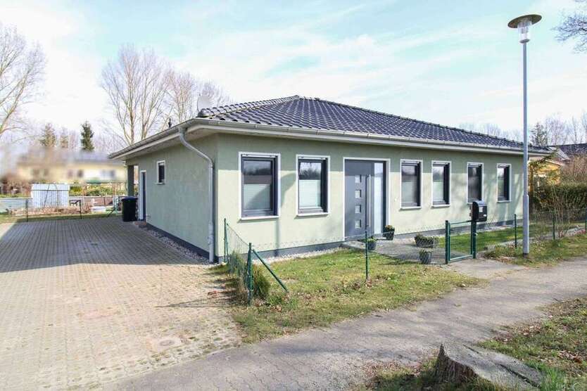 Haus zum Kaufen in Levenhagen 399.000 € 118.26 m²