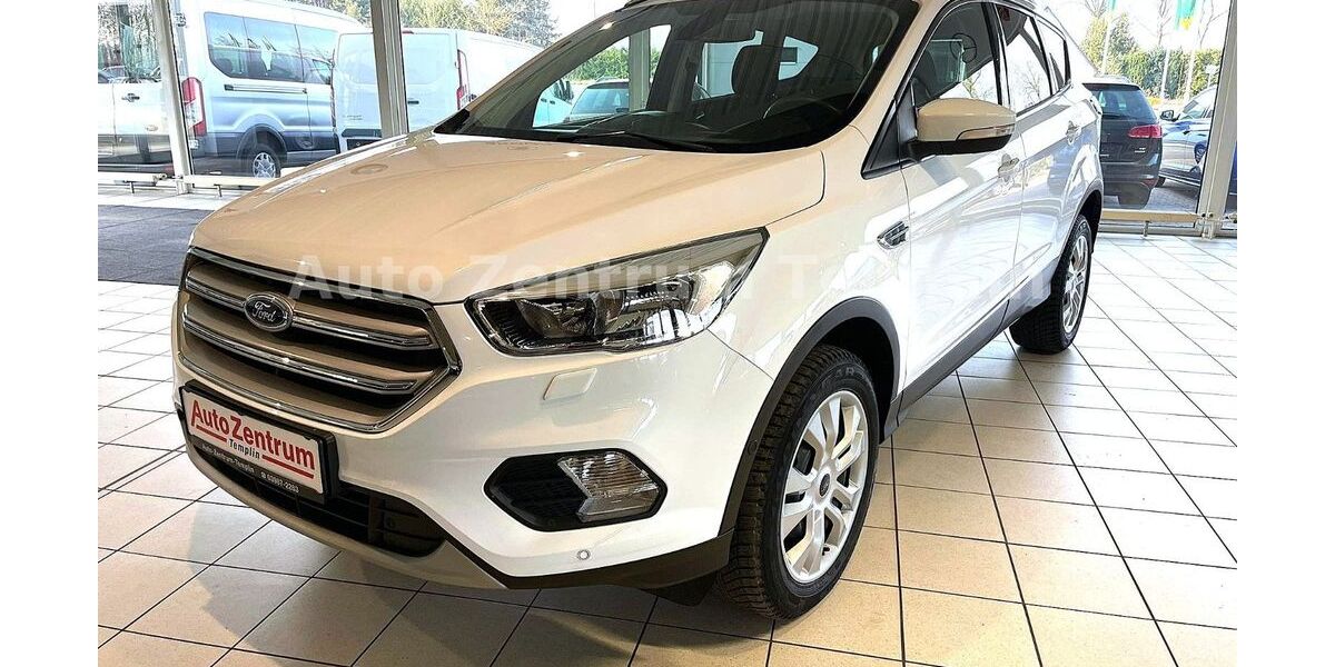 Ford Kuga 71.296 km 13.499 &euro; Templin 17268