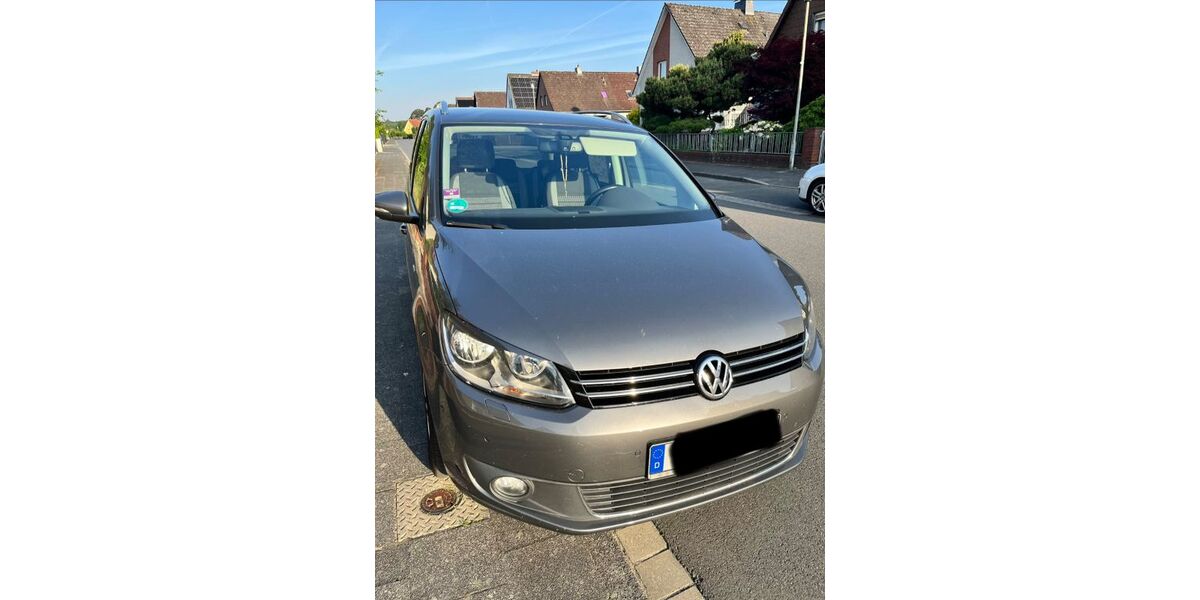 VW Touran 122.500 km 12.000 &euro; Celle 29225