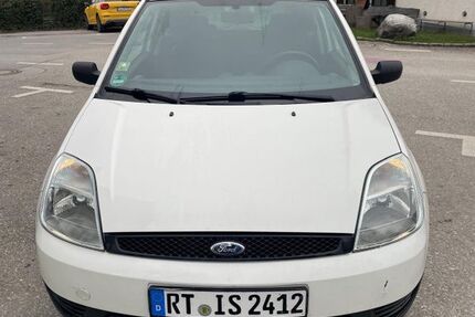 Ford Fiesta 90.000 km 2.600 &euro; Utting 86919