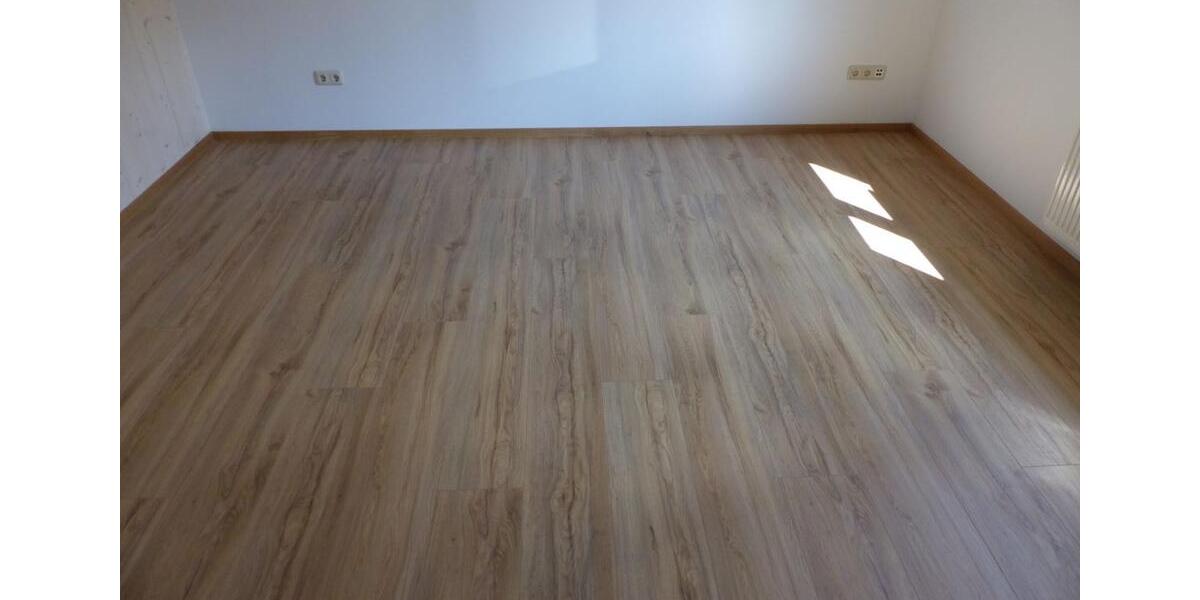 Etagenwohnung Regensburg Ganghofersiedlung - 4 Zimmer, 79 m&sup2;, 1.225&euro; | Angebot:25915910