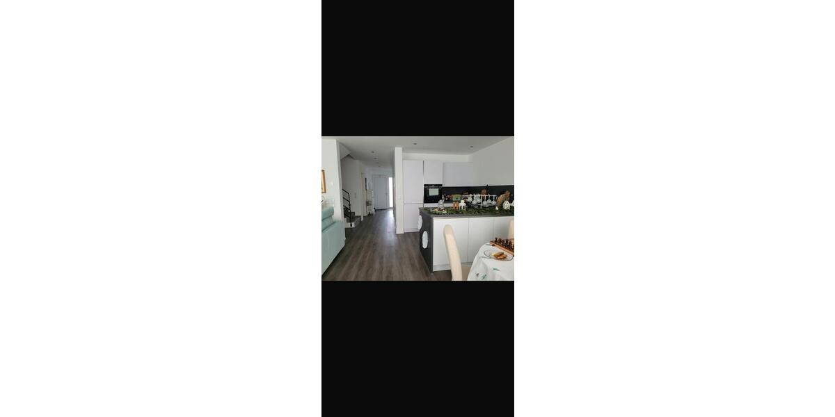 Doppelhaushälfte Lengede - 4 Zimmer, 135 m&sup2;, 1.800&euro; | Angebot:26122499