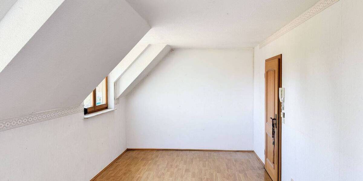 Einfamilienhaus Wustermark Hoppenrade - 8 Zimmer, 229 m&sup2;, 398.000&euro; | Angebot:26889893