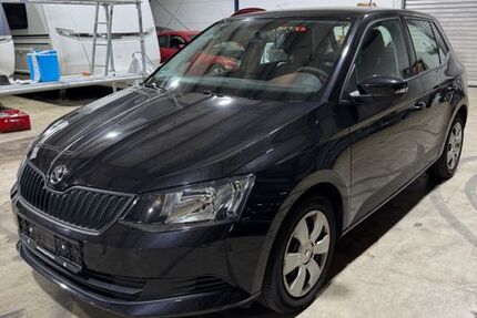 Skoda Fabia 29.050 km 7.800 &euro; Döhlau 95182