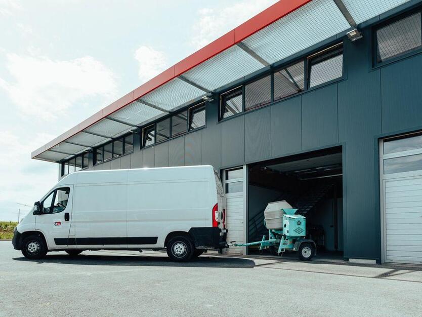 NEU! 110m² Lager mit Büro, Gewerbeflächen in Stade zur Miete!