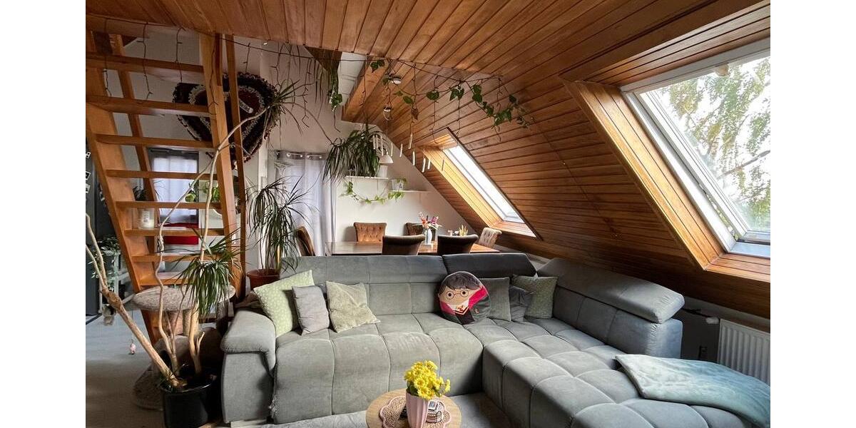 Dachgeschoßwohnung Aachen Aachen-Mitte - 2 Zimmer, 63 m&sup2;, 490&euro; | Angebot:26660549