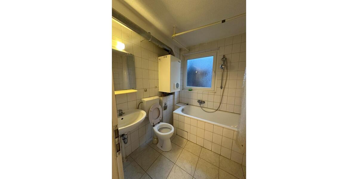 Erdgeschoßwohnung Esslingen am Neckar Oberesslingen - 3 Zimmer, 63 m&sup2;, 990&euro; | Angebot:25177953