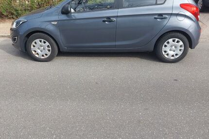 Hyundai i20 37.000 km 5.950 &euro; Hamburg 22415