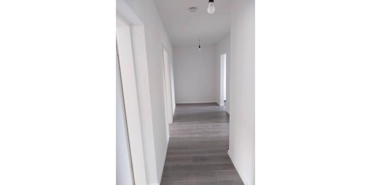 Zimmer Ostrau - 3 Zimmer, 58 m&sup2;, 348&euro; | Angebot:25775653