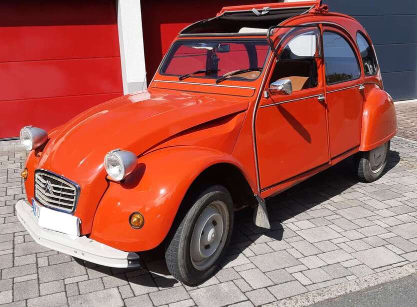 Citroen 2CV 123.456 km 9.800 € Thurnau 95349