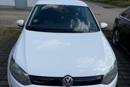 VW Polo 218.000 km 5.299 € Berlin 13053