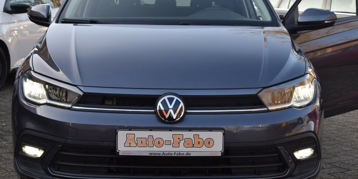 VW Polo Life 1,0 70KW LED*ACC*PDC*App Connect*Alls. 52.976 km 15.980 &euro; Rastede 26160