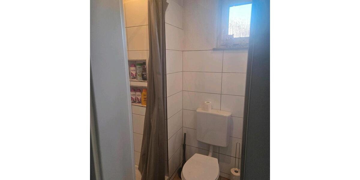 Einfamilienhaus mit Stellplatz und Garten 5 zimmer