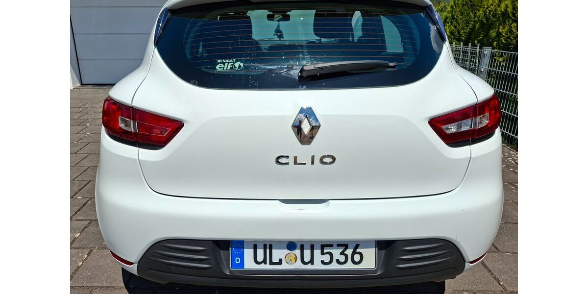 Renault Clio 98.000 km 5.000 &euro; Syrgenstein 89428