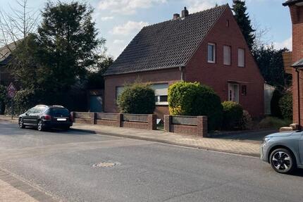 Haus Nettetal - 5 Zimmer, 90 m&sup2;, 250.000&euro; | Angebot:27000221
